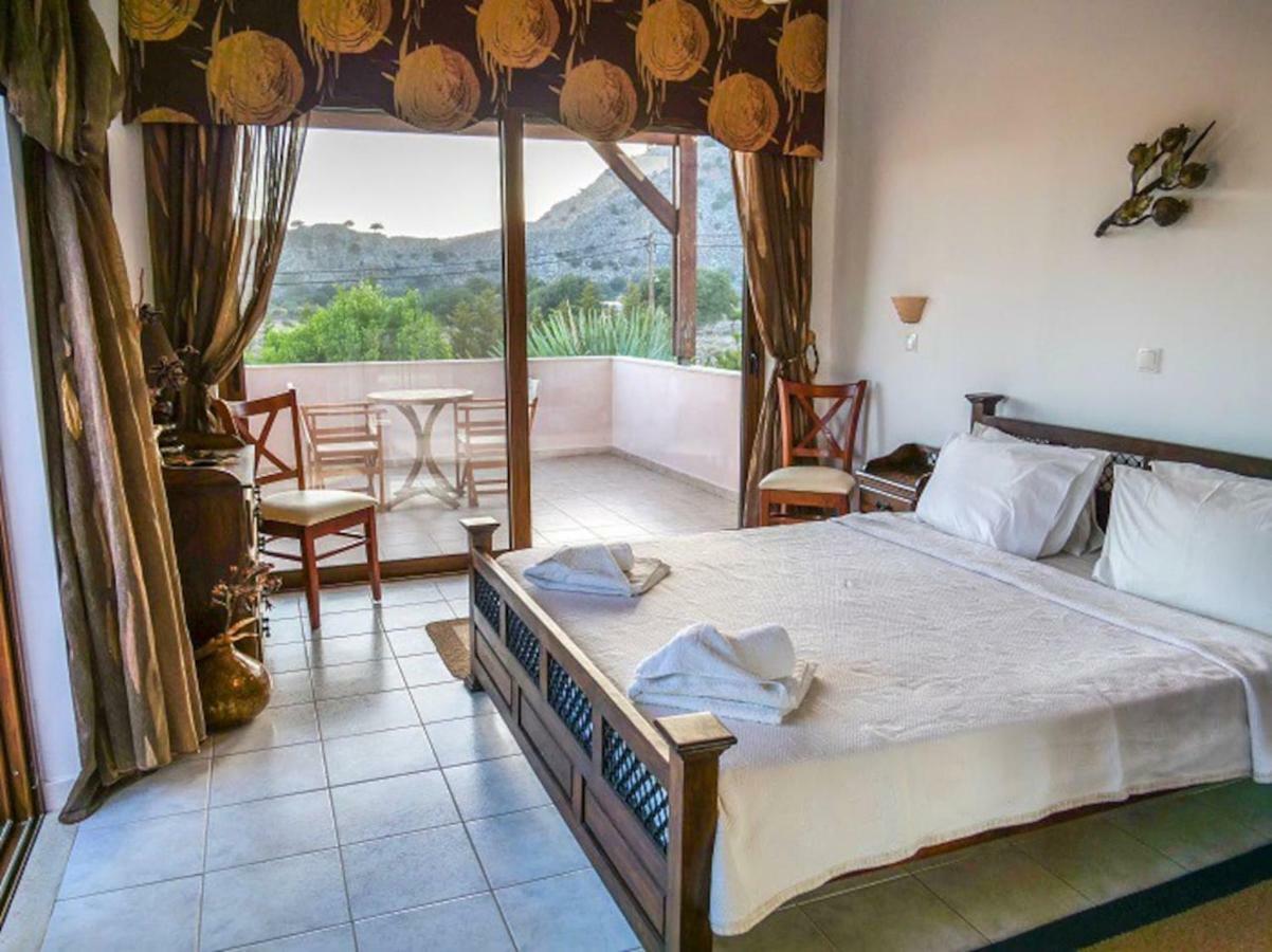 Luxury Ioannis Vila Líndos